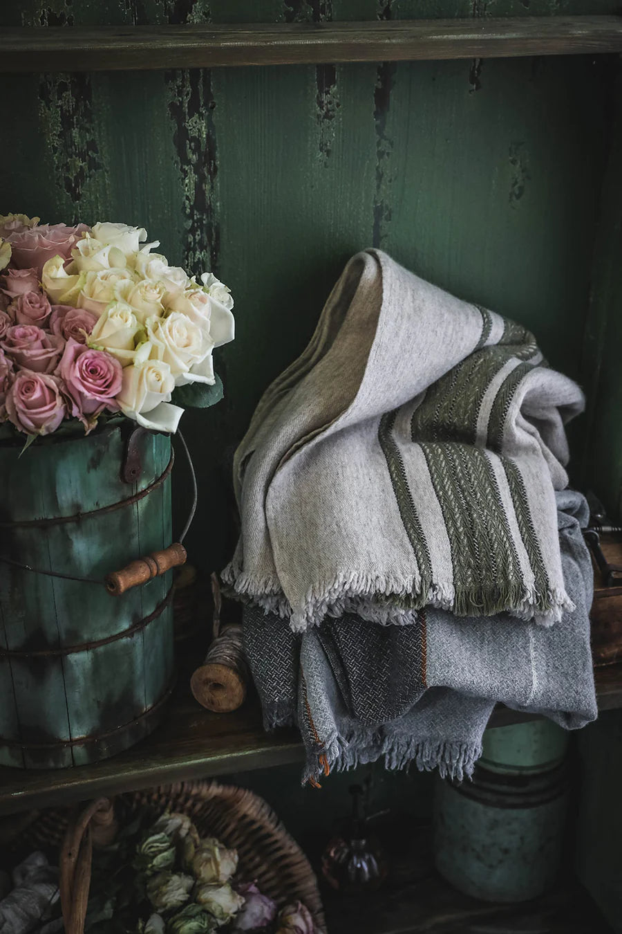 NURALIFE | Wool Blend Throw - Olive Accent